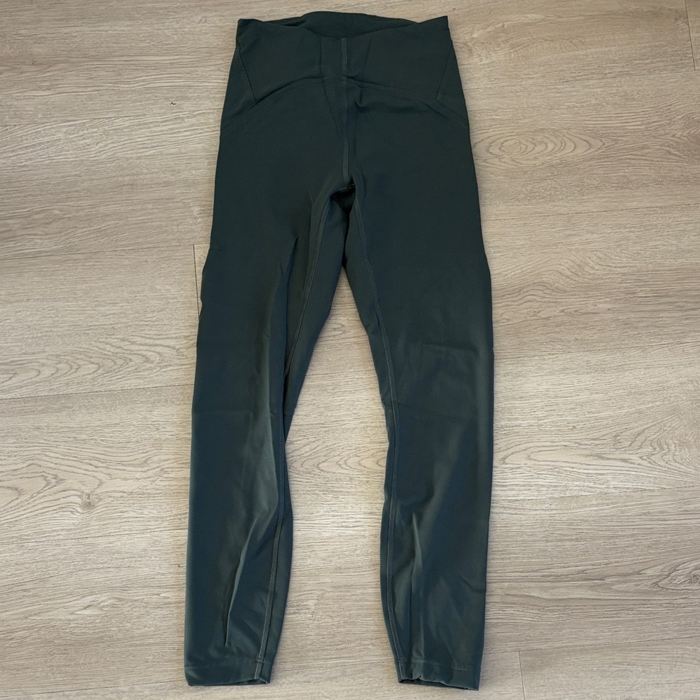 EUC lululemon instill leggings 25” sz 4